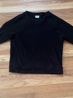 Baserange Basic sweatshirt size small